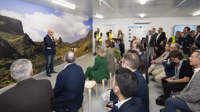 54415898760 c091ddf538 k