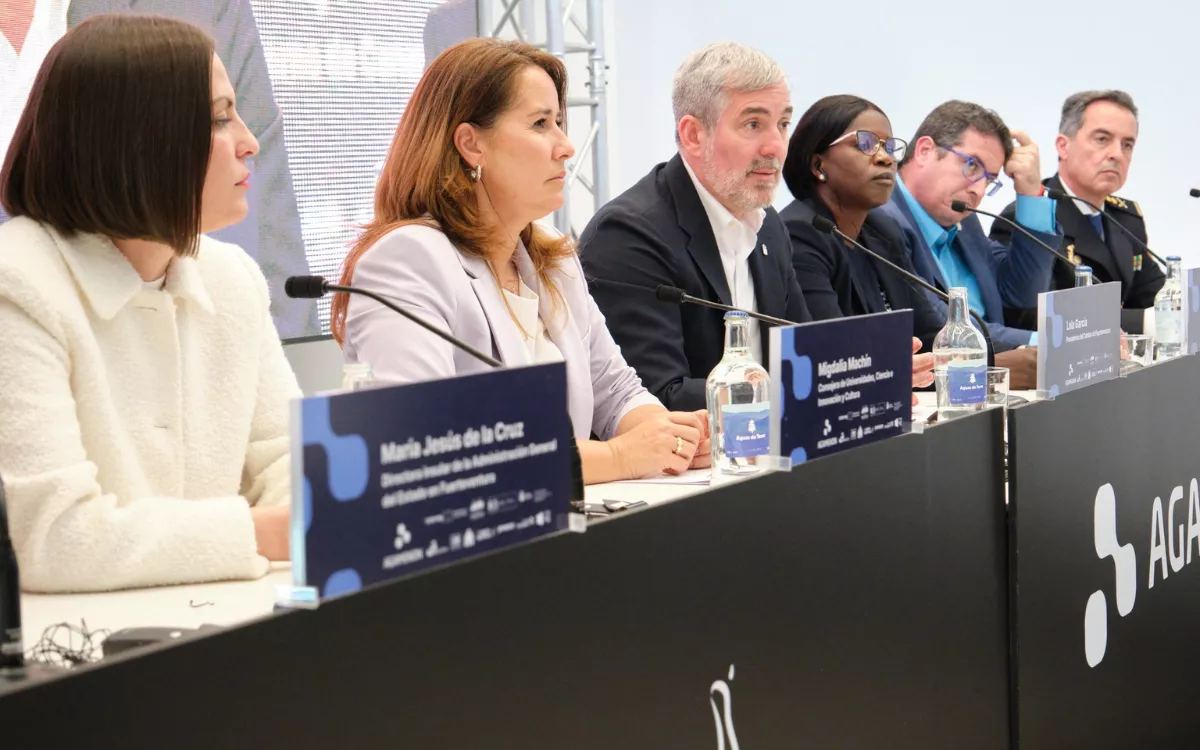 Canarias usará drones para detectar pateras y evitar más muertes en la Ruta Canaria. / AH