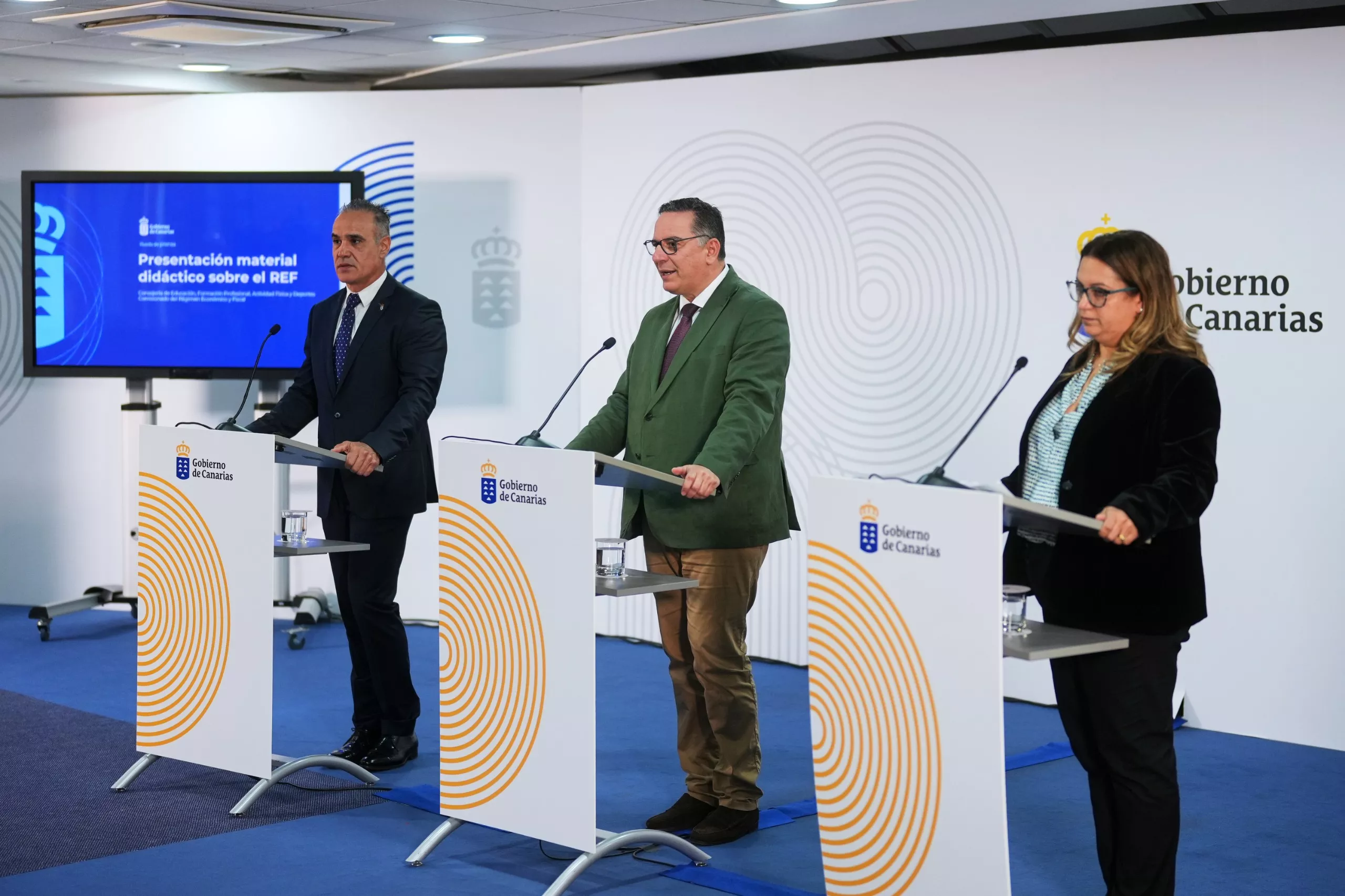 El REF entra clase: Canarias enseña su fuero fiscal desde Primaria con juegos, canciones y un avatar. / AH