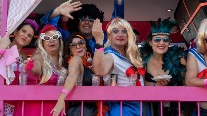 Asistentes a la Cabalgata del Carnaval / AYUNTAMIENTO DE SAN BARTOLOMÉ DE TIRAJANA (1)