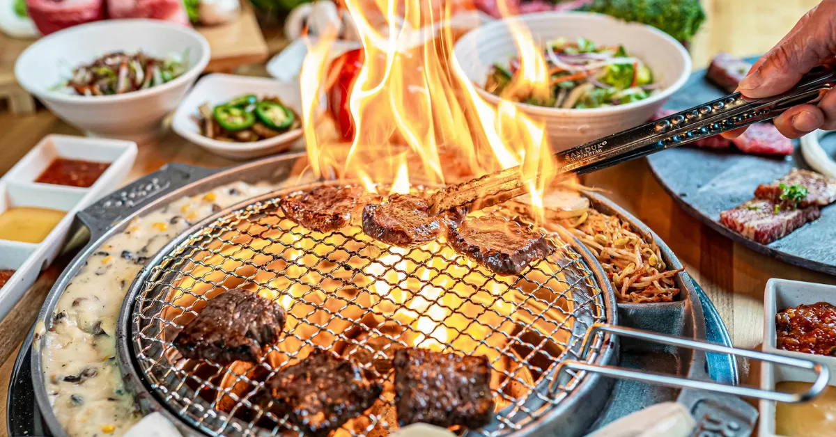 Hot Pot, plato asiático caliente / PEXELS