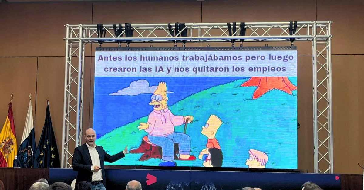 Jorge Valenzuela, experto en IA de Microsoft Spain, ironiza con el temor de que la tecnología acabe con los trabajos. /AH
