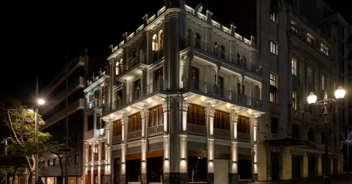 Imagen del Edificio Simón, una joya arquitectónica de Tenerife / AMV CONSTRUCCIONES