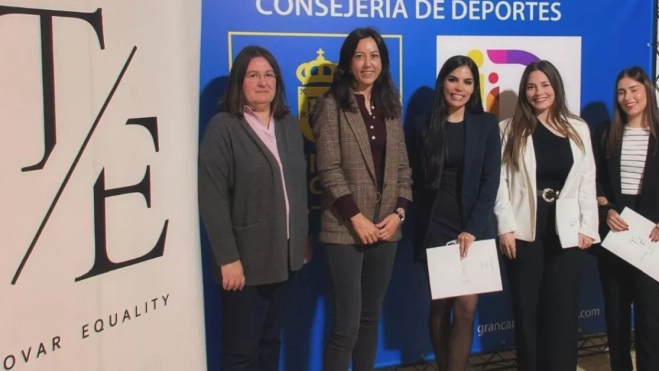 Firma del Plan LGTBIQ+ con el Instituto Insular de Deportes / CEDIDA