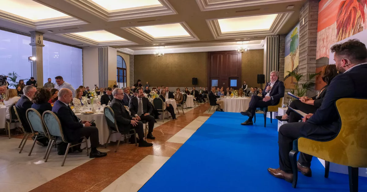 Conferencia de Fernando Clavijo / EFE