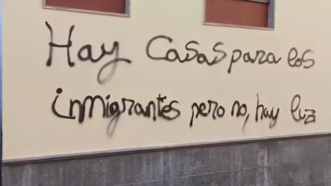 Imagen de las pintadas en el centro de migrantes de Teror / AH Imagen de las pintadas en el centro de migrantes de Teror / AH