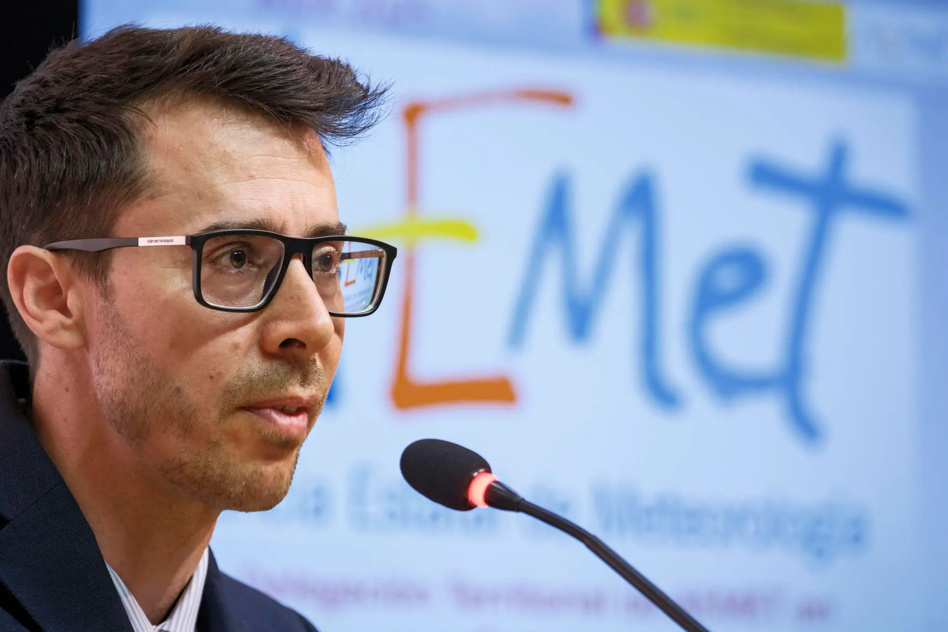 El delegado territorial de la Agencia Estatal de Meteorología en Canarias, David Suárez. / EFE - ÁNGEL MEDINA G. 