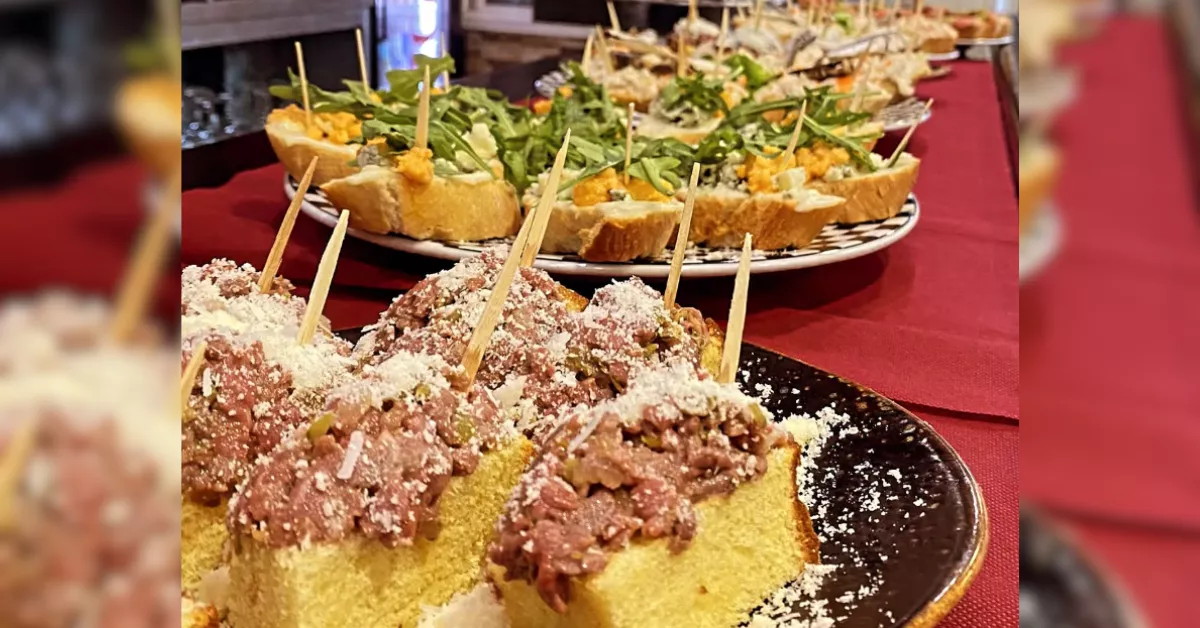Noche de pinchos en la tasca / REDES