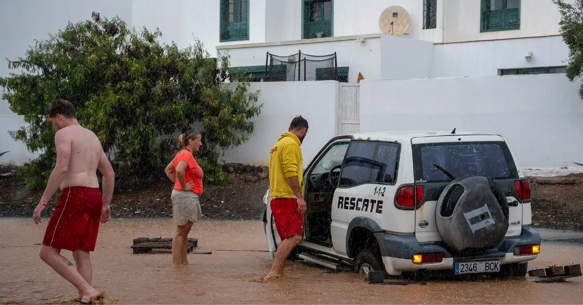  El Gobierno de Canarias ha declarado la prealerta por lluvias en Tenerife, Gran Canaria, Lanzarote y Fuerteventura / EFE