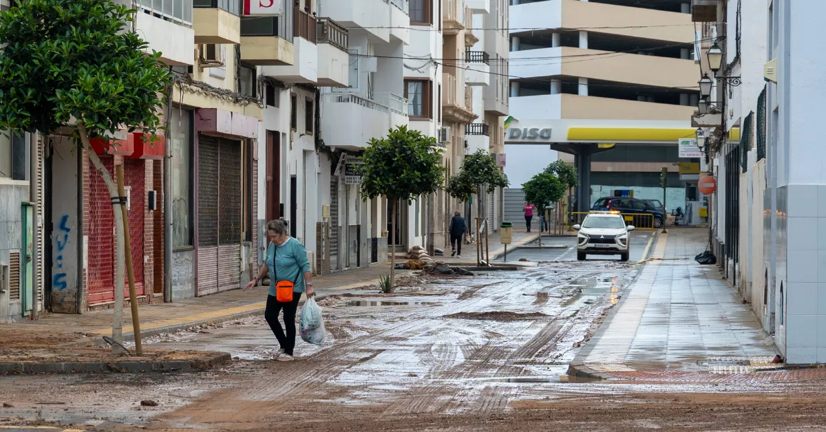 En la imagen, una calle de Arrecife este domingo tras las lluvias. EFE/ Adriel Perdomo