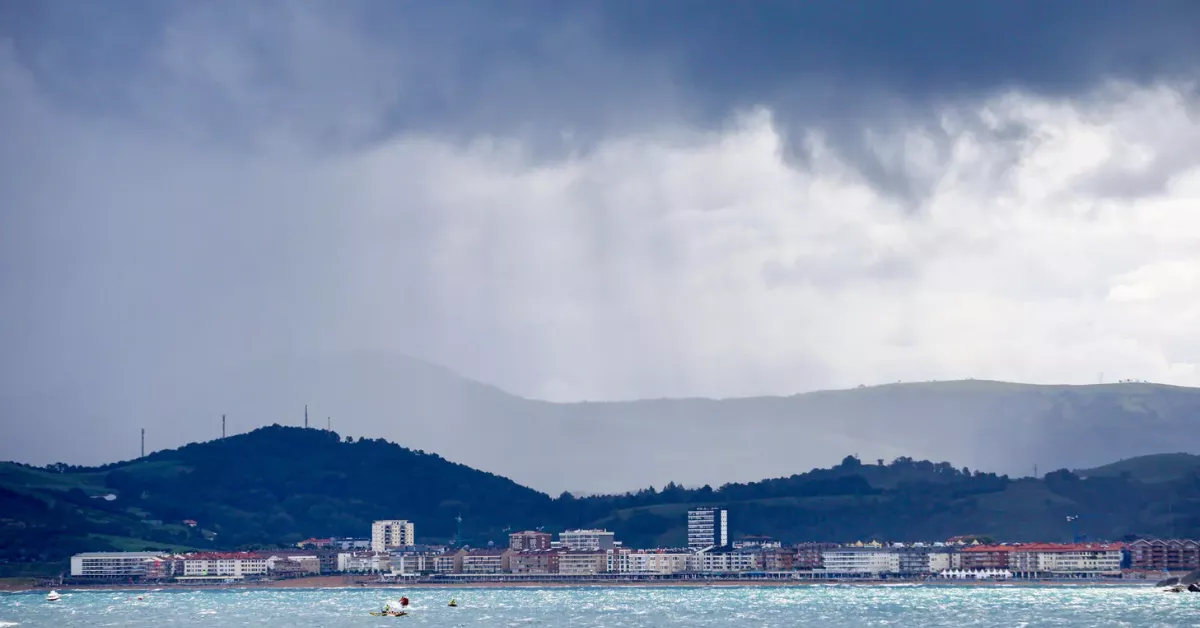 Imagen de nubes y mal tiempo / EFE