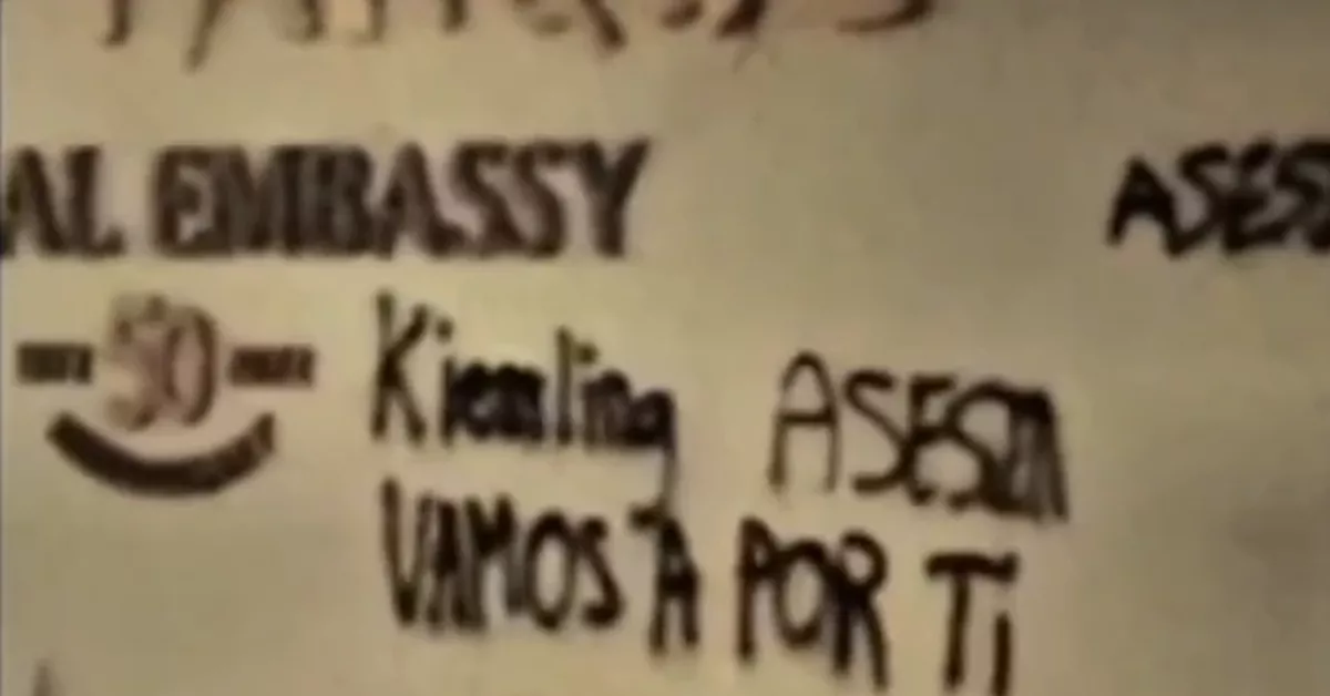 Pintadas contra Loro Parque. / GUARDIA CIVIL