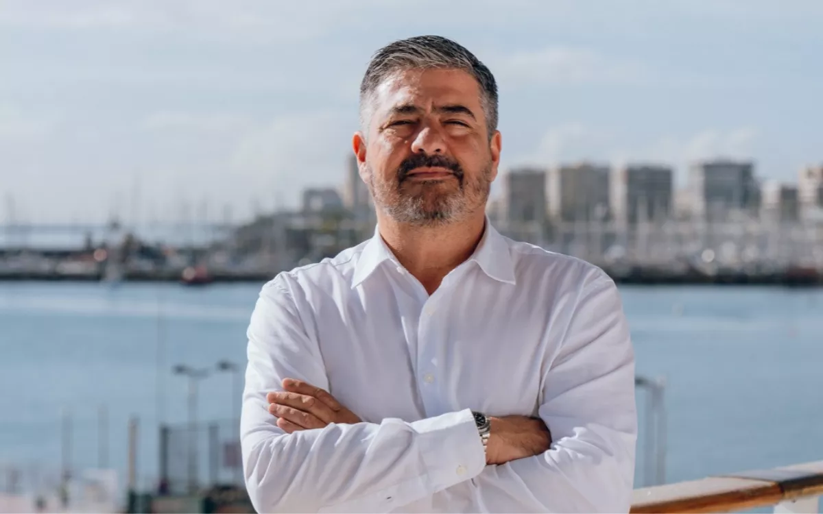 Pity Sánchez, presidente del Real Club Náutico de Gran Canaria, en la sede de la institución. / AH