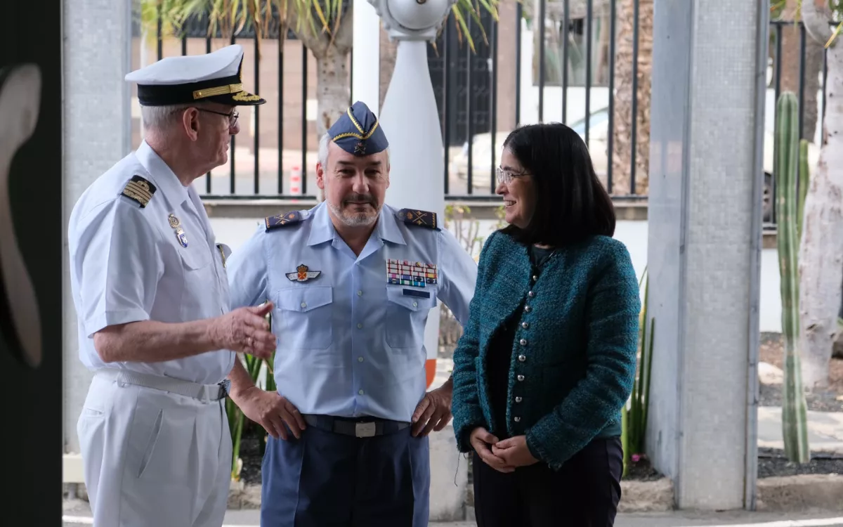 Las Palmas celebra el Día de las Fuerzas Armadas con exhibiciones y la presencia de Felipe VI. / AH