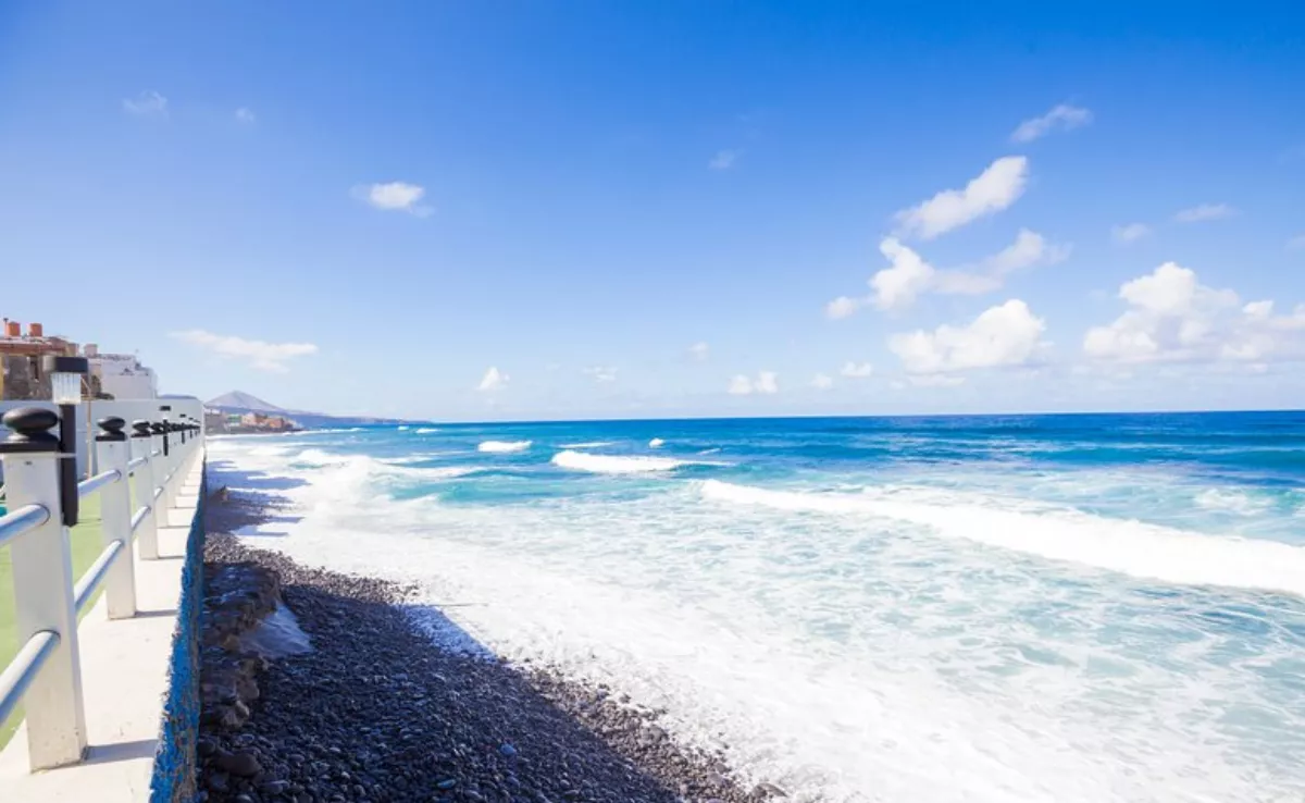 Imagen de la playa de Los Enanos / ARUCAS