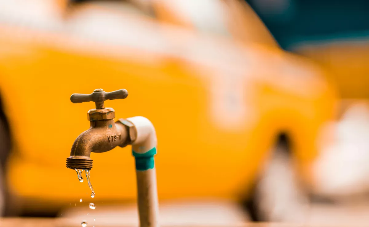 Imagen de una tubería pública / PEXELS 