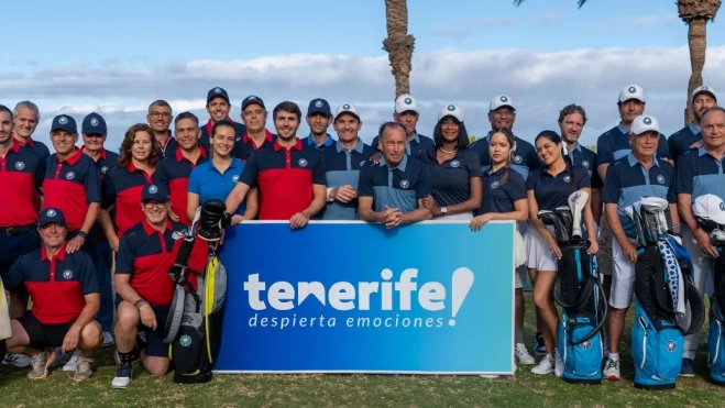 Todos los integrantes de la II Tenerife Golf Cup, unidos por el golf. / CEDIDA Todos los integrantes de la II Tenerife Golf Cup, unidos por el golf. / CEDIDA