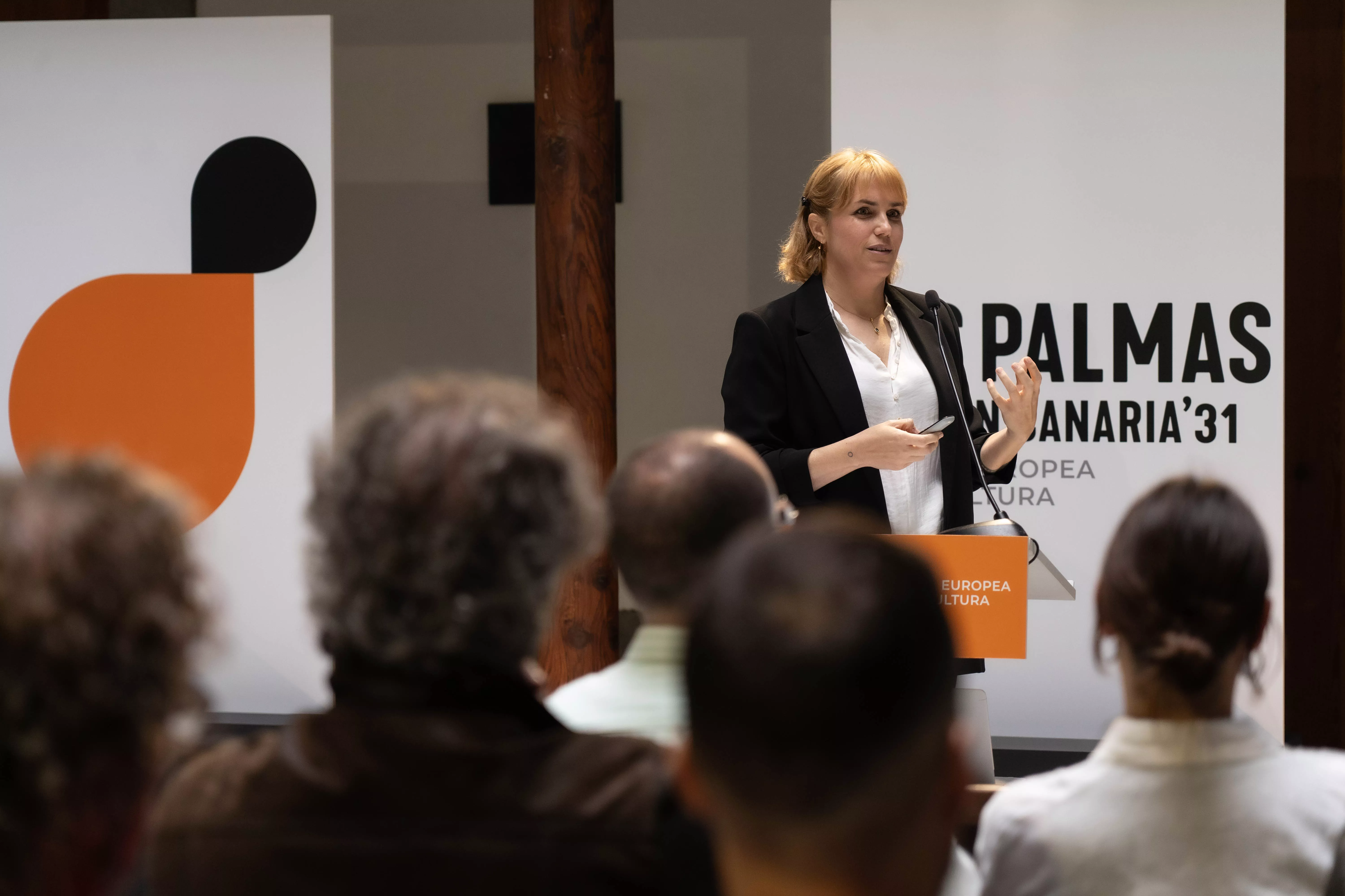 La diseñadora gráfica Claudia Bethencourt. / CEDIDA