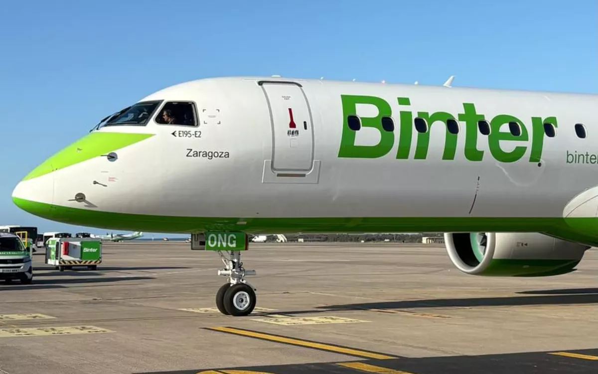 Morro del 'Zaragoza', nuevo Embraer E195-E2 de Binter. / AH