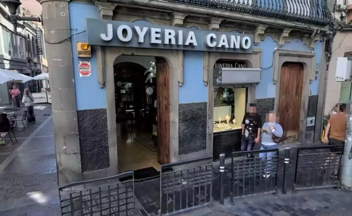 Imagen de la joyería que asaltaron este miércoles / AH 