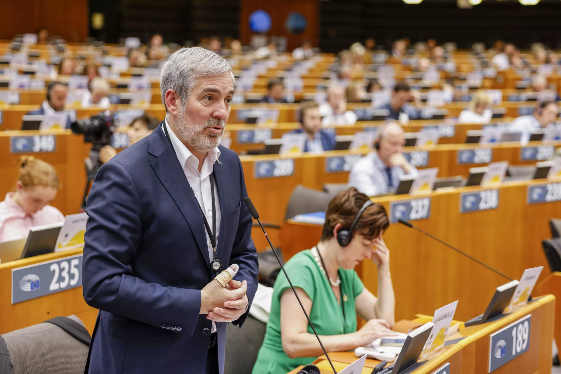 Clavijo reclama a la UE que Canarias tenga trato diferencial como región ultraperiférica. / ELIO GERMANI-EFE