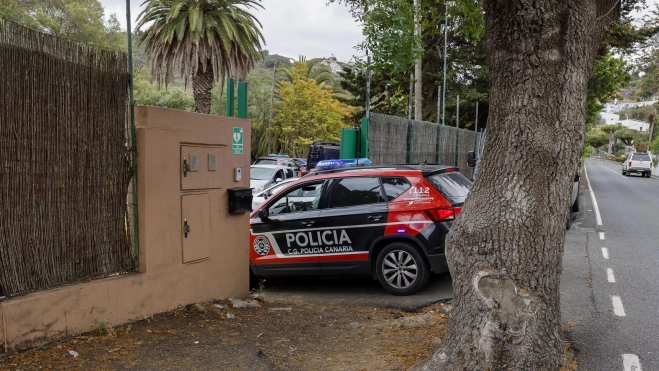 5784c1a6331de9c3376bd84523fa1dafc1c91a1dw