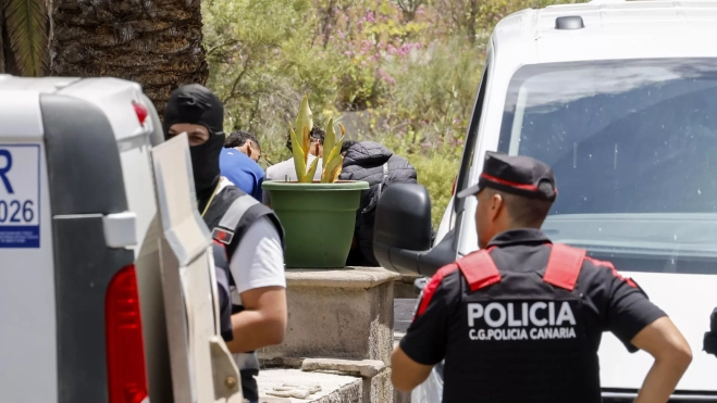 d63cb43eb57ba4786f802a4a7b82e9f7a03ee940w