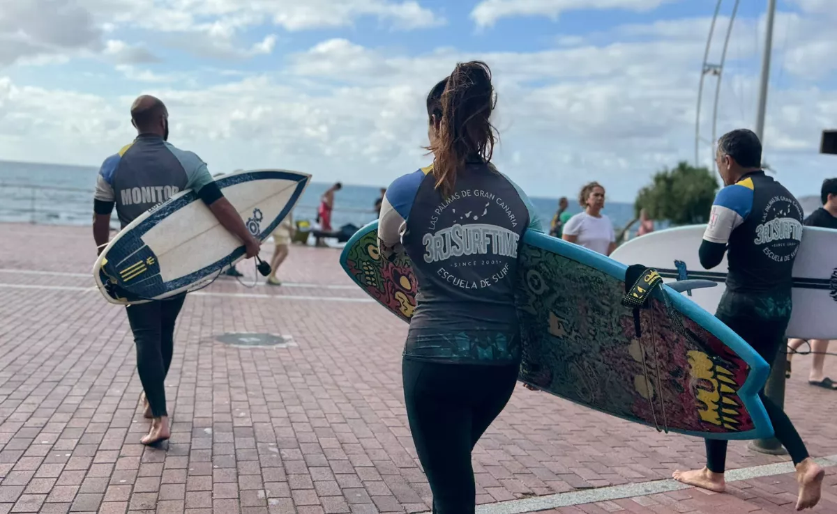 Campus de la academia de surf ‘3RJ’, un ejemplo de campamento deportivo en verano / CEDIDA
