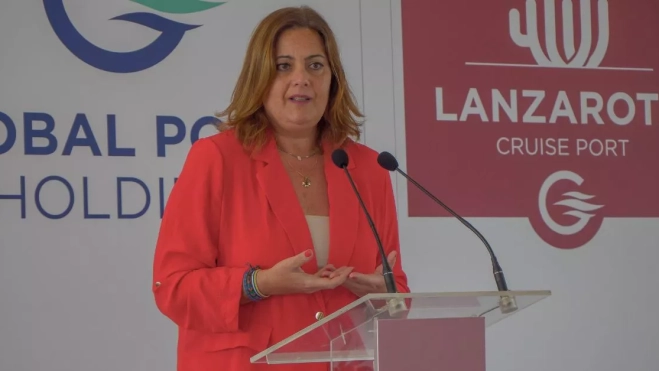 La presidenta de la Autoridad Portuaria de Las Palmas, Beatriz Calzada, durante la inauguración. / AH La presidenta de la Autoridad Portuaria de Las Palmas, Beatriz Calzada, durante la inauguración. / AH