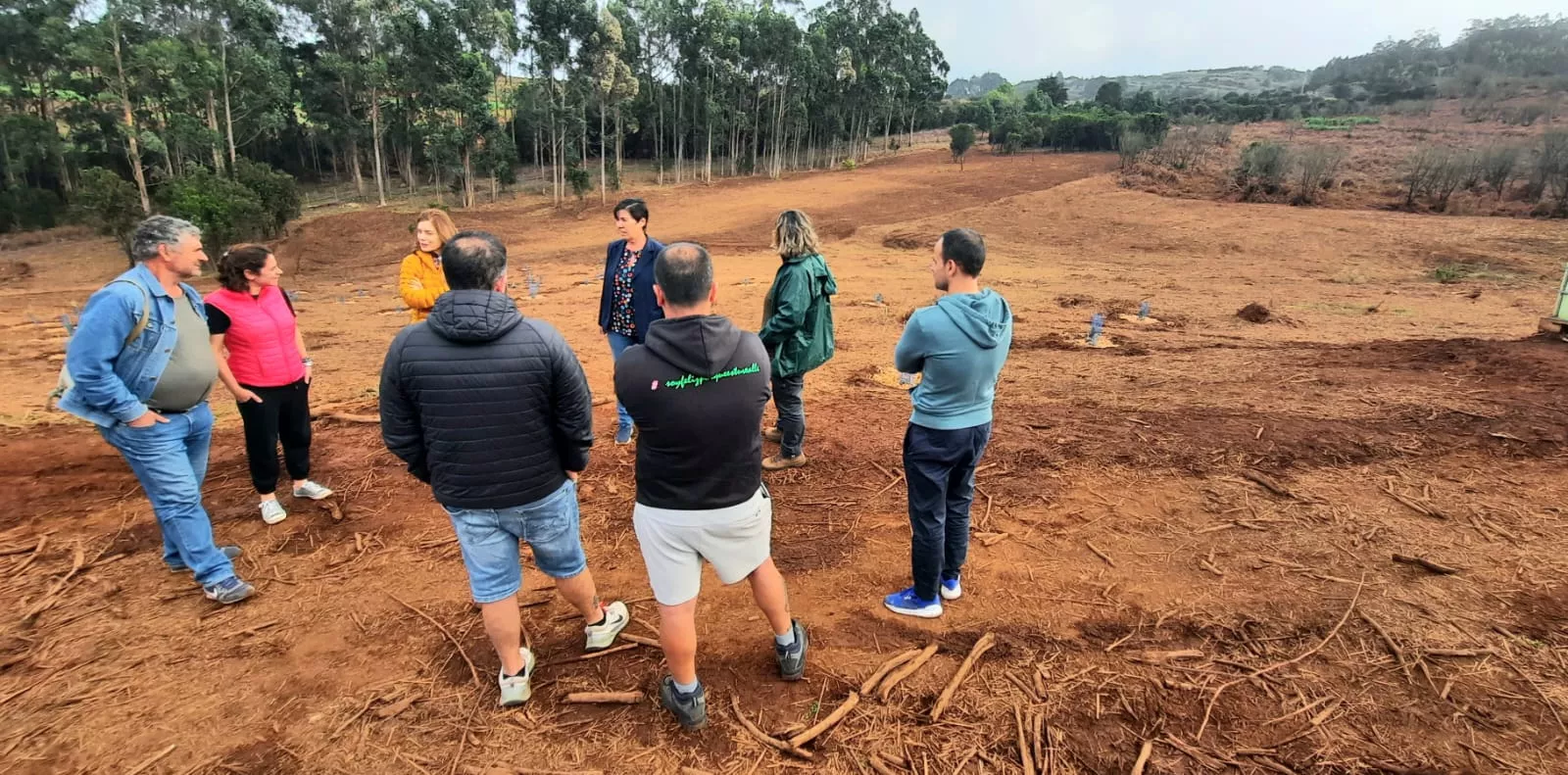 Visita a Montana Fagundo./ CABILDO TENERIFE