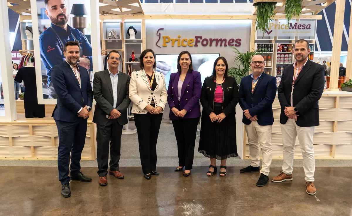 Victoria, Mónica y Ana Belén López representaron al Grupo Fedola en la feria en apoyo a sus marcas / GRUPO FEDOLA