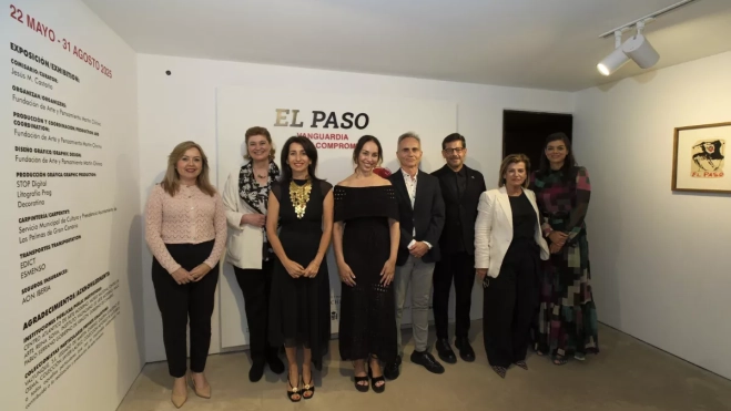 Representantes de las administraciones públicas presentes en la exposición