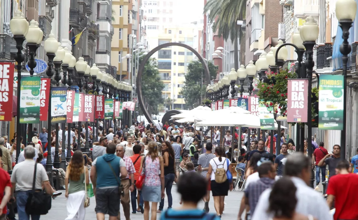 Una hora menos en Canarias. / EFE