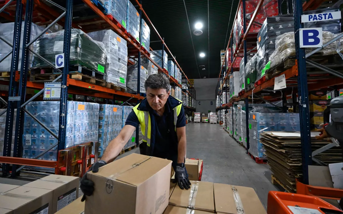 La Fundación ”la Caixa” y CaixaBank impulsan la sexta campaña 'Ningún hogar sin alimentos'. / AH