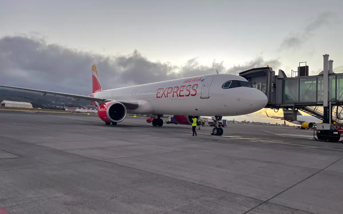 El Gobierno pagará en breve los 320 millones que debe a las aerolíneas por el descuento de residente. / AH