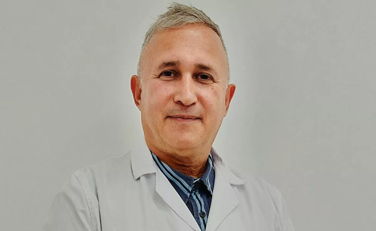 El doctor Dwight Enrique Zambrano, otorrinolaringólogo del Hospital Quirónsalud Costa Adeje./ CEDIDA