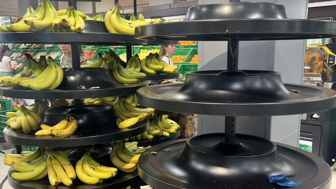 Comparativa del precio de la banana y del Plátano de Canarias. / REDES