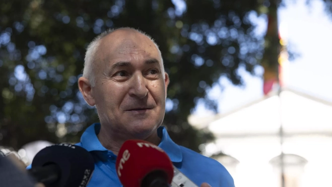 Miquel Peñaroya i Prats, presidente de Asfaspro, atiende a los medios de comunicación / EFE / MIGUEL BARRETO Miquel Peñaroya i Prats, presidente de Asfaspro, atiende a los medios de comunicación / EFE / MIGUEL BARRETO