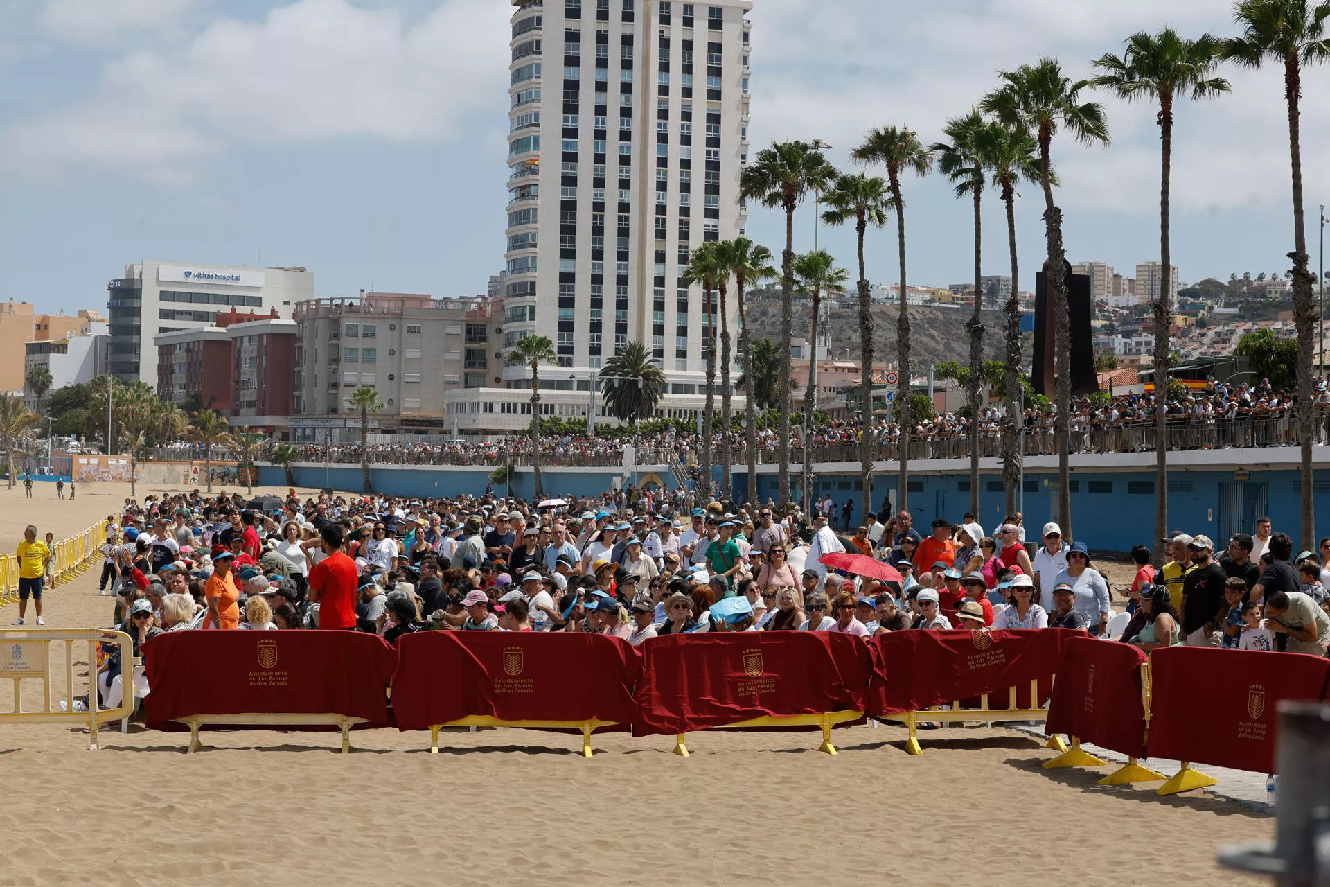 Público presente en Las Alcaravaneras. Público presente en Las Alcaravaneras.