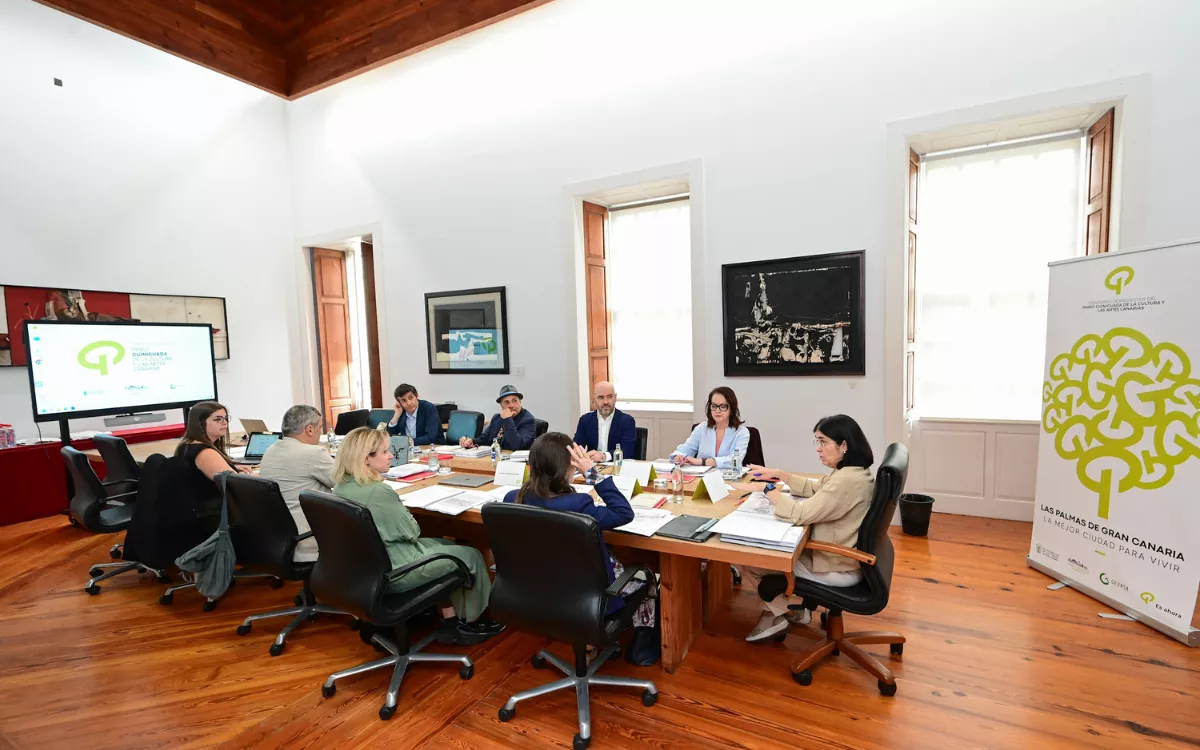 Foto de archivo de la deliberación del jurado del Concurso de Proyectos del Paseo Guiniguada. / AH