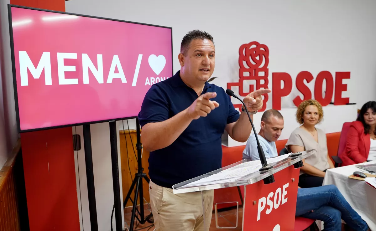 José Julián Mena en el momento de su reelección / PSOE
