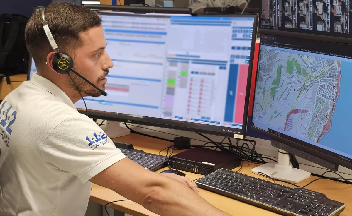 Un trabajador del 112 Canarias, servicio que atendió al hombre herido / 112 Canarias