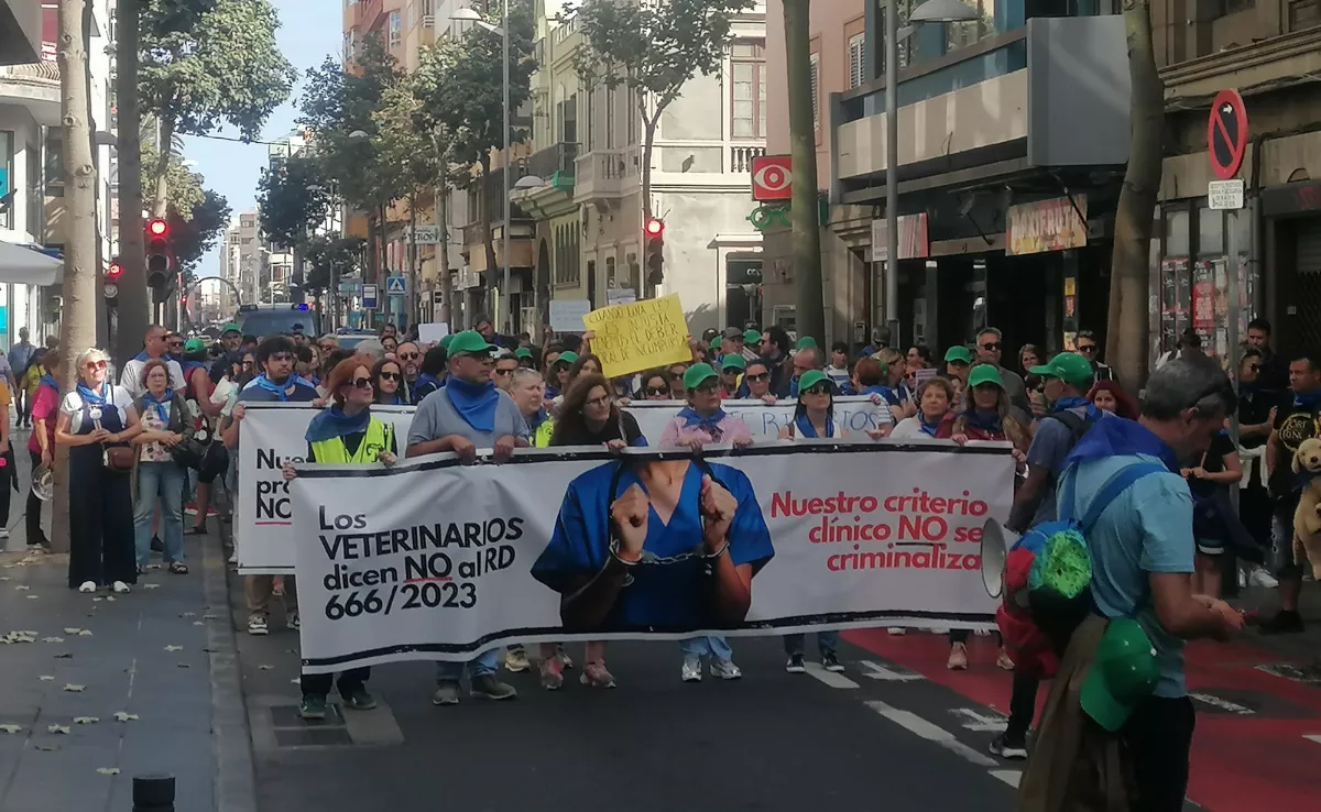 Manifestación en defensa de la salud animal / COLEGIO DE VETERINARIOS