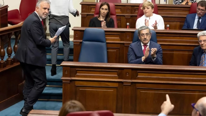 El Parlamento de Canarias durante la legislatura de Torres / EFE - MIGUEL BARRETO