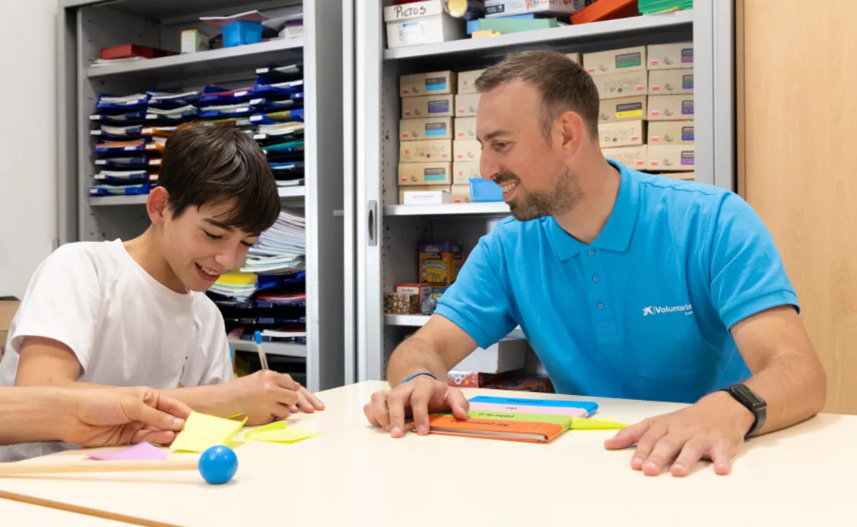 Imagen de uno de los voluntarios / CAIXABANK