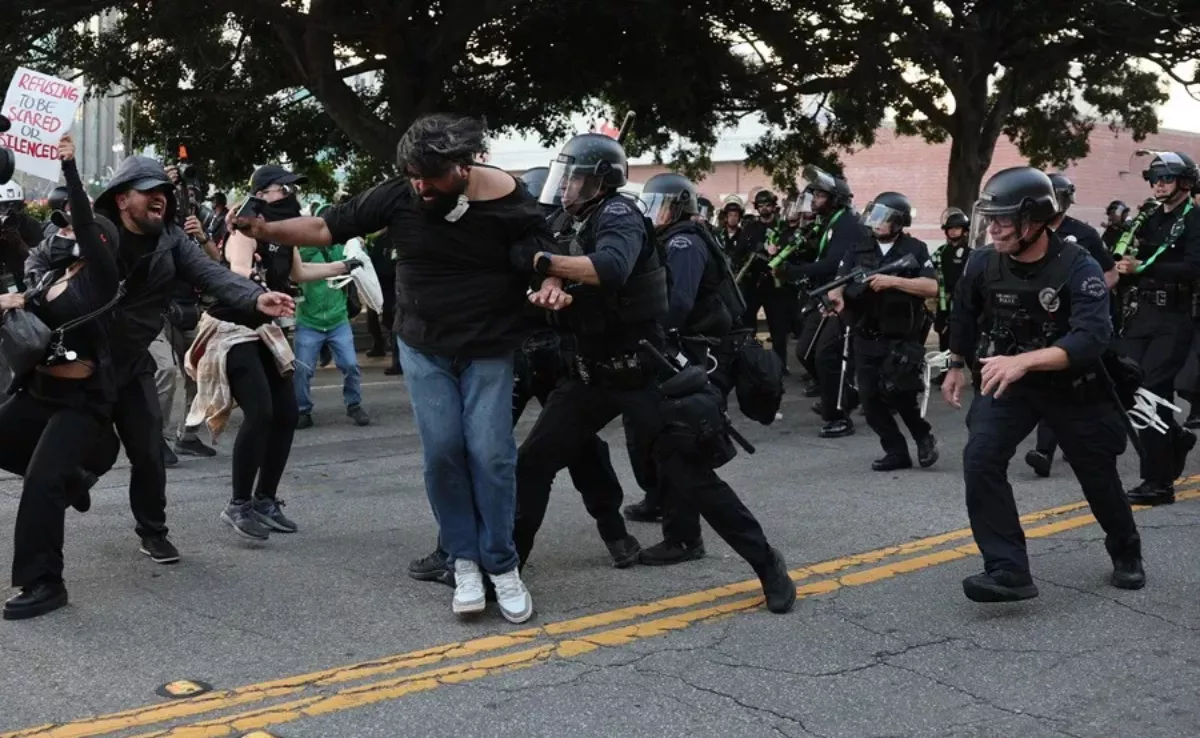 Un momento de las protestas en Los Ángeles / EFE