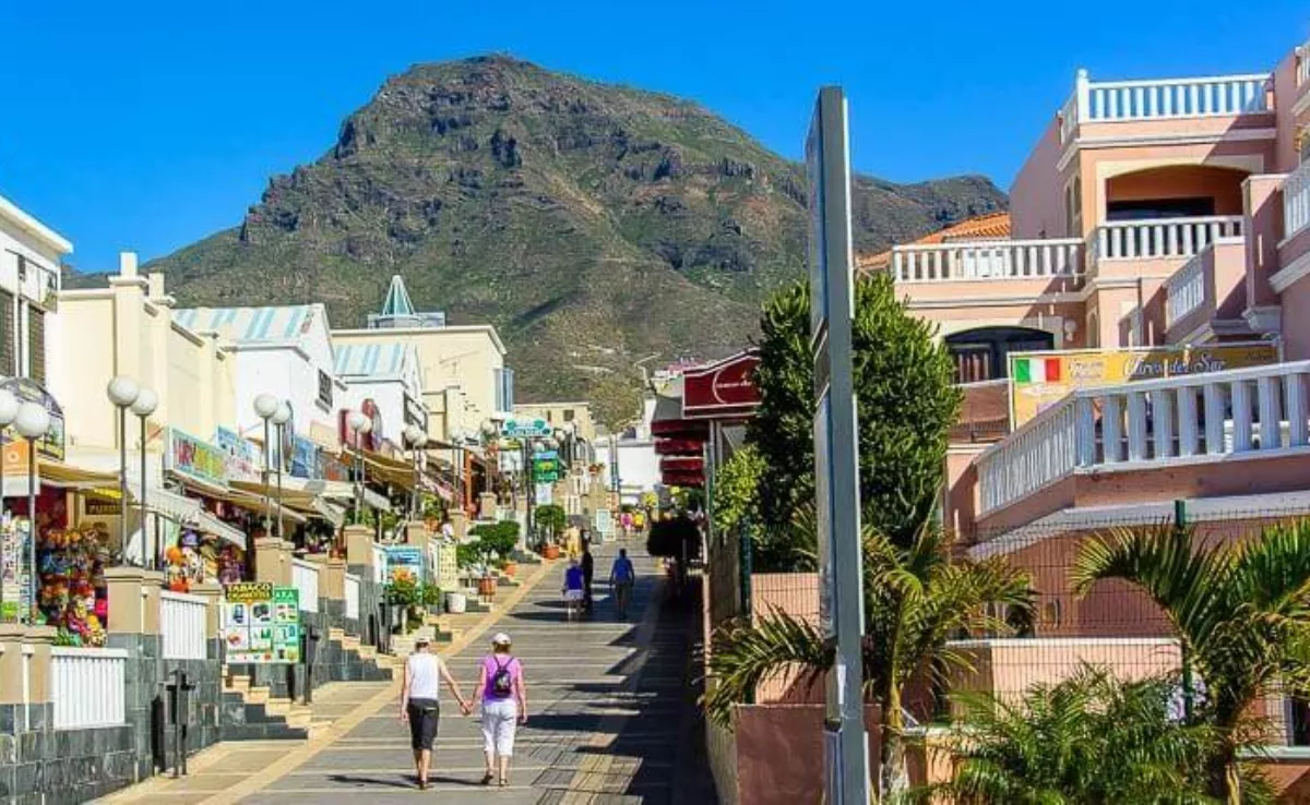 Imagen de Adeje, municipio con más nacionalidades de España / HOLA ISLAS CANARIAS