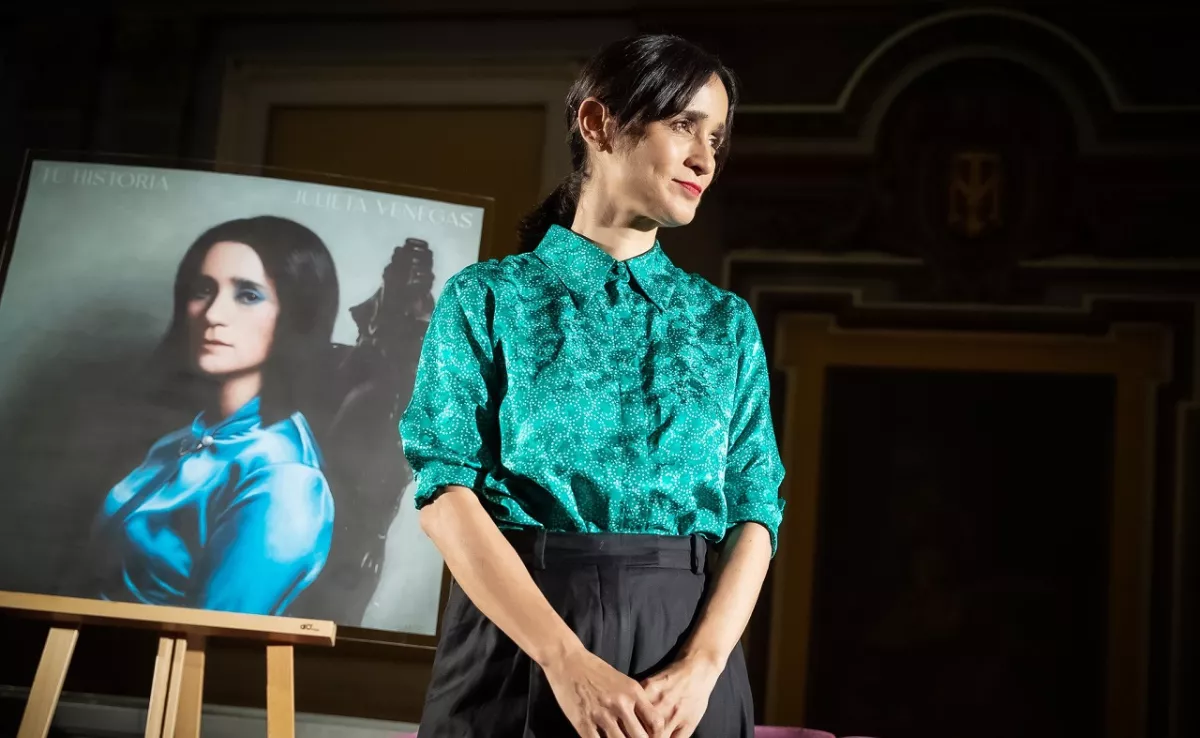 La cantante mexicana Julieta Venegas / EVENTONÍZATE