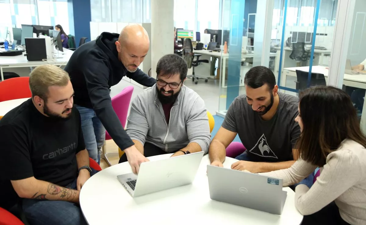 Indra Group busca 2.400 profesionales tecnológicos en España, con foco en defensa y alta innovación./ SERVIMEDIA