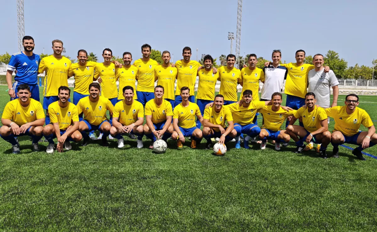 Los sanitarios de Las Palmas se alzan con el Campeonato Nacional de Fútbol Médico 2025,/ CEDIDA